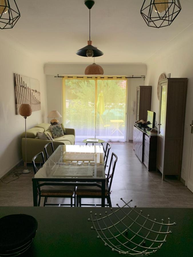 Lilas Pessac Εξωτερικό φωτογραφία